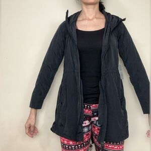 NWT Athleta Drippity Jacket Size XXS Black